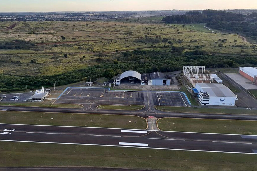 Aeroporto Campo dos Amarais (SDAM)